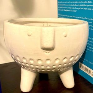 A-DOR-A-BLE white face planter from Etsy